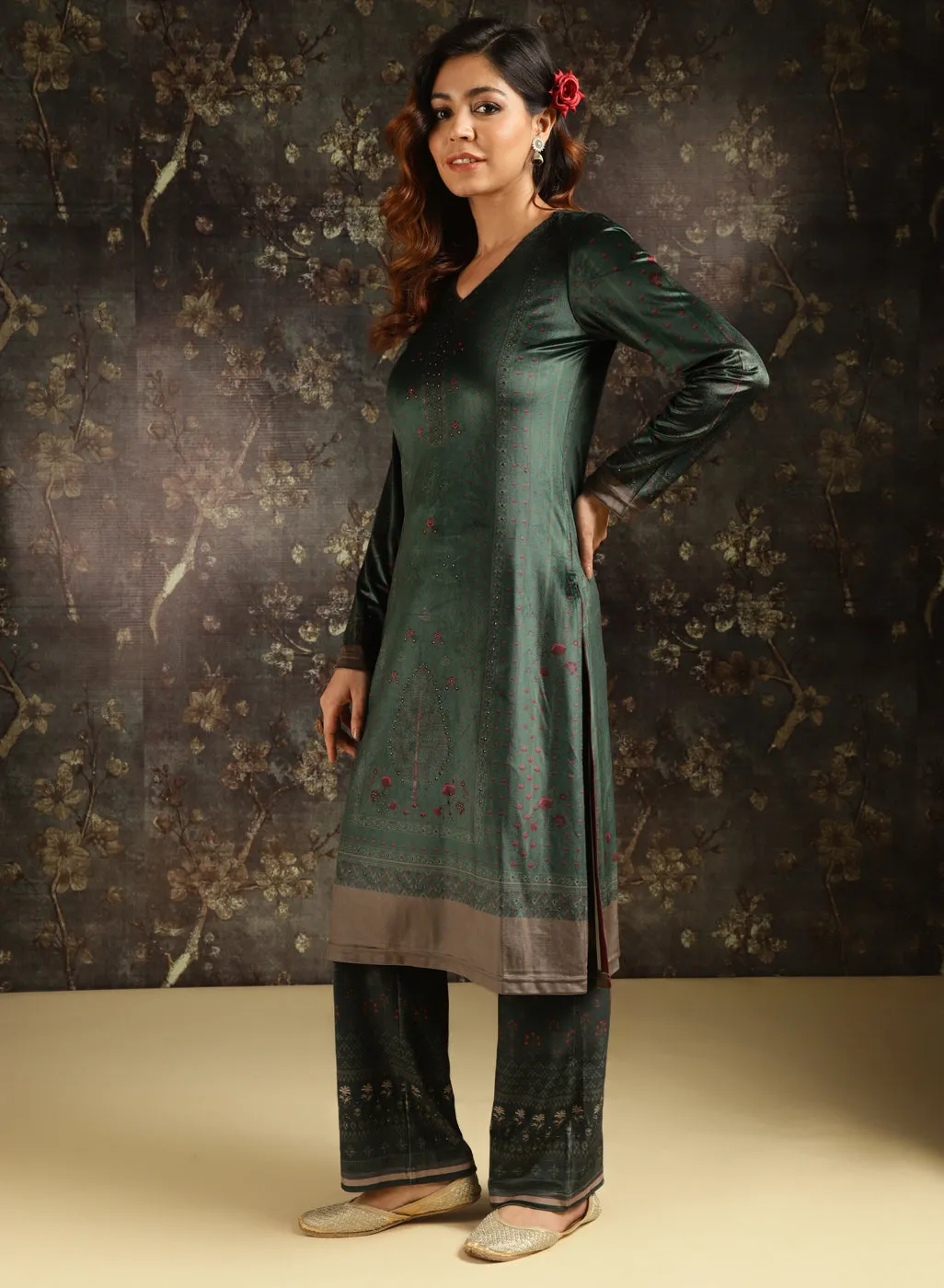 Emerald Green Printed Velvet Kurta Set with Swarovski Work