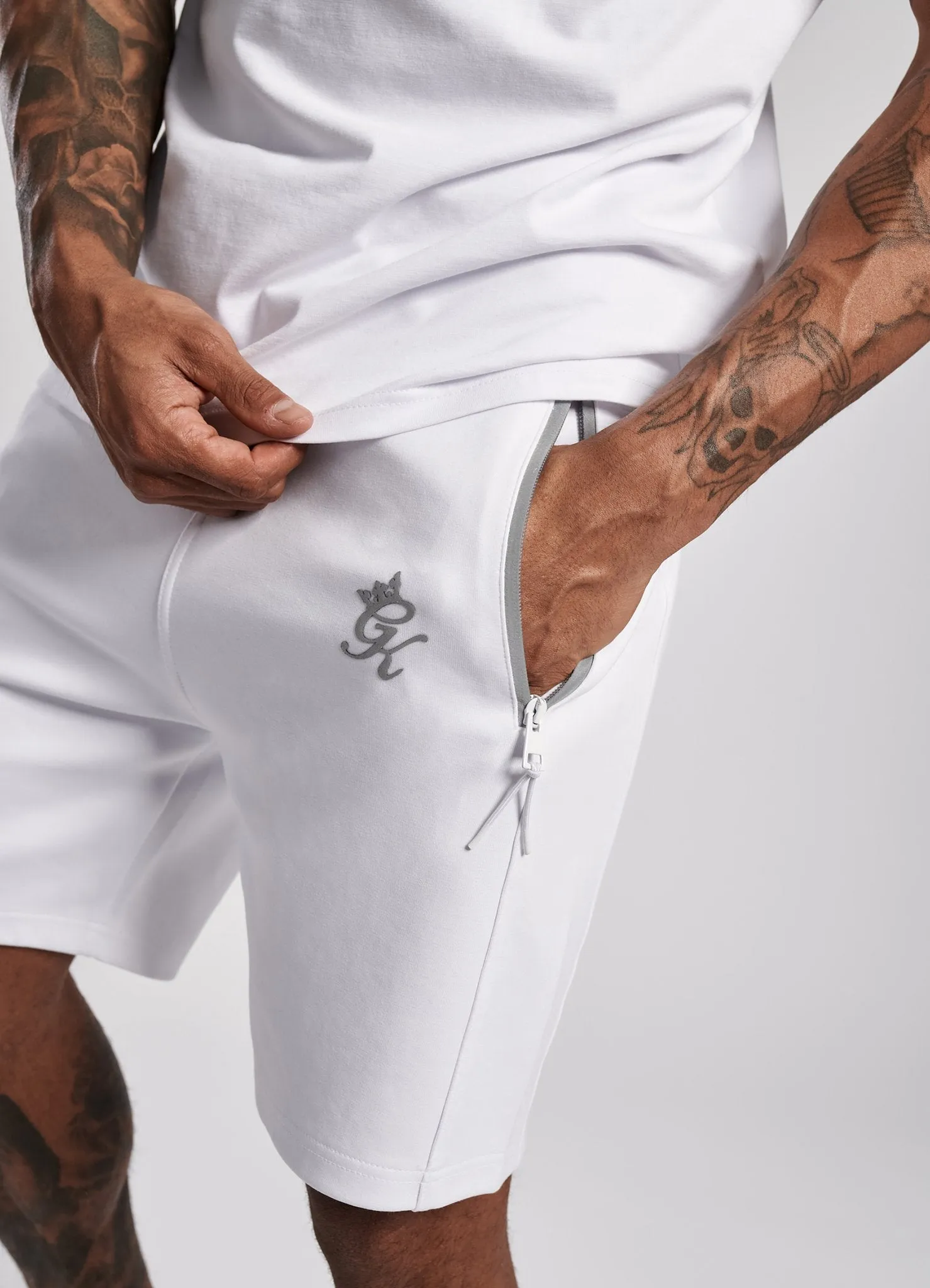 Gym King Miles Short - White/Reflective