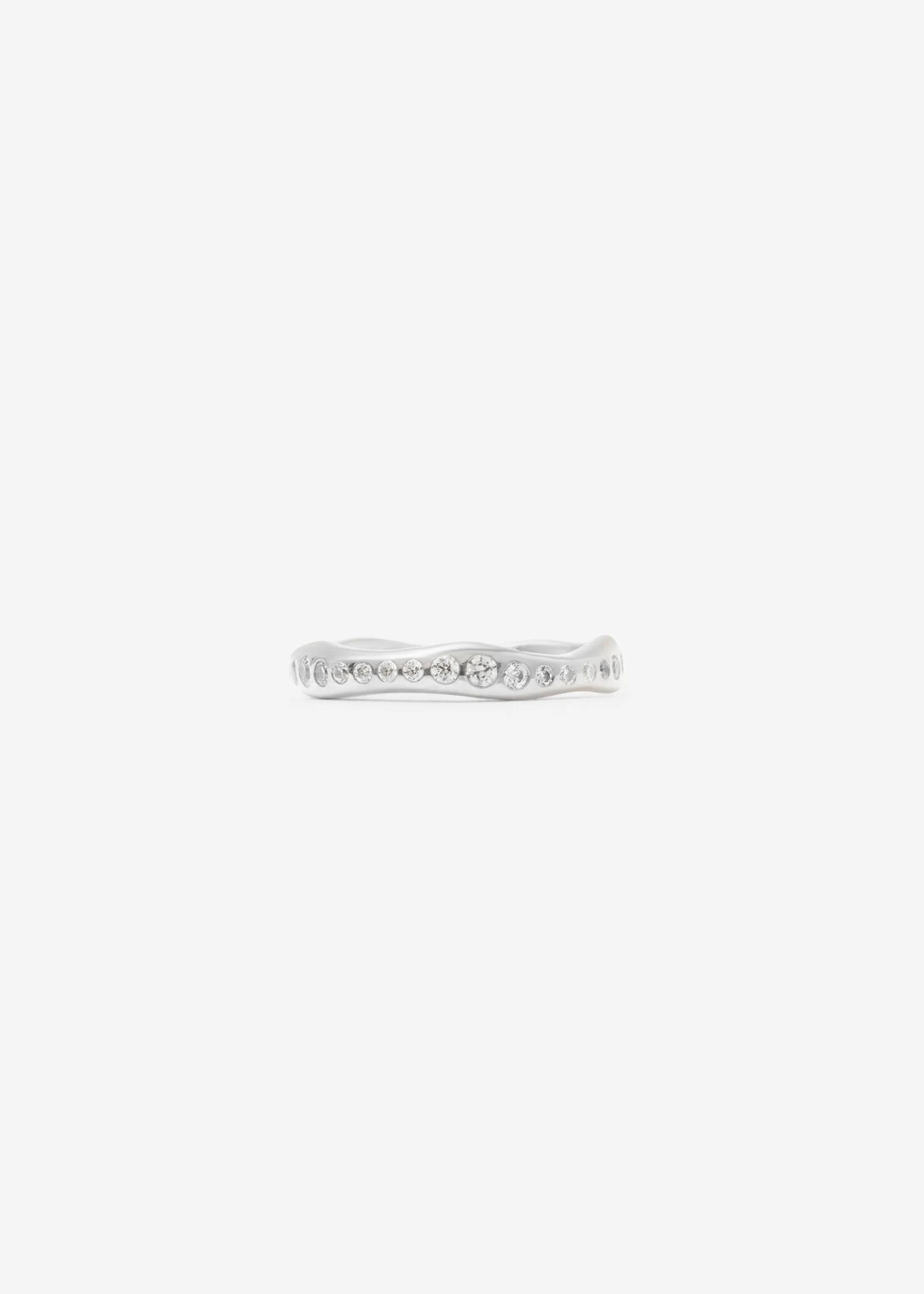 Molded Flush Set Full Eternity Band | Scaled