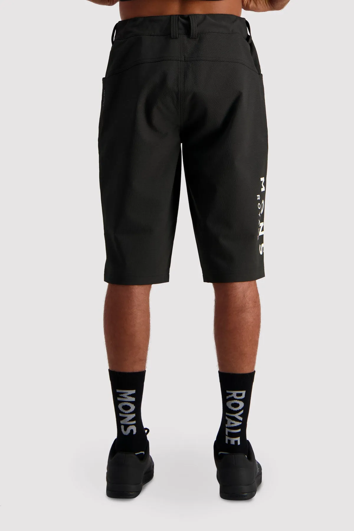 Momentum Bike Shorts - Black