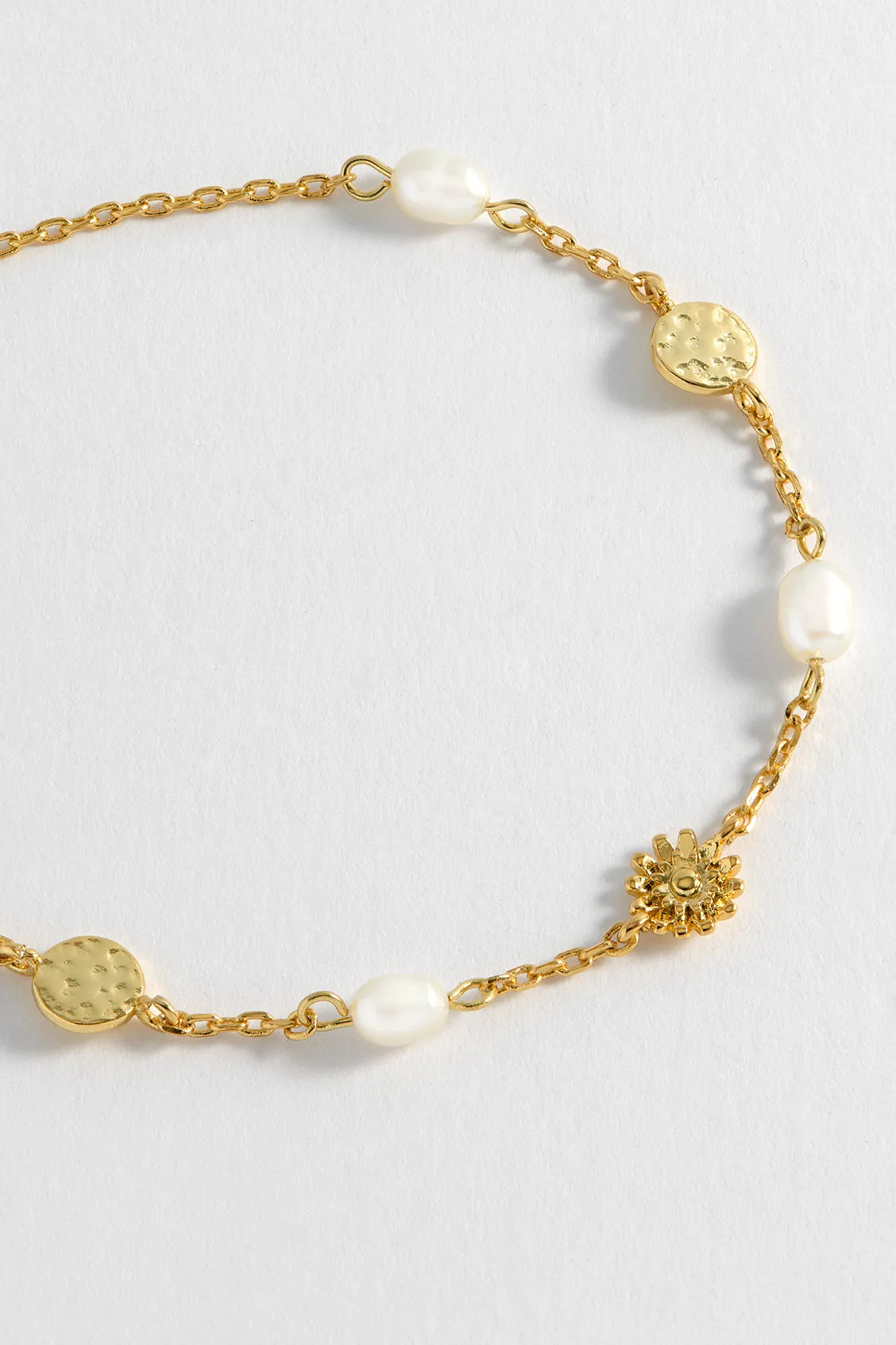 Textured Disc Flower Pearl Bracelet